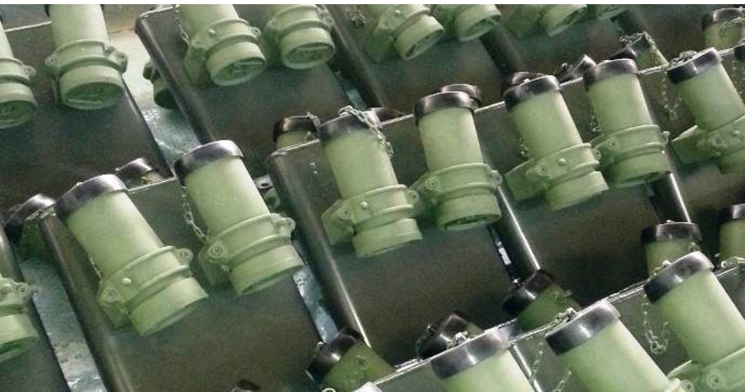 Smoke Grenade Launcher detail